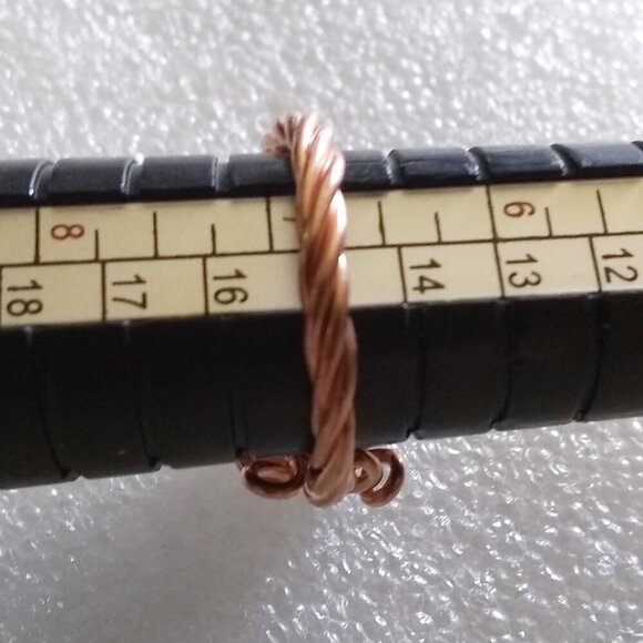 Size 7 ~ One-of-a-kind! Dragonvein Agate + Rock Bead - Embellished Copper Ring - Picture 8 of 12